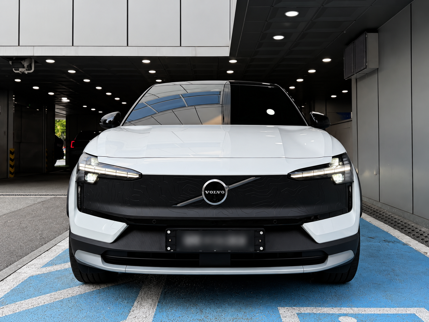 볼보 EX30 출고 차량